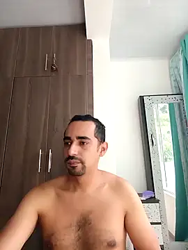 stivenlujan69 online show from January 2026 04:10:02 PM