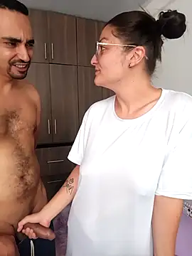 stivenlujan69 online show from October 2025 02:25:02 PM