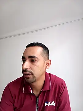 stivenlujan69 online show from April 2026 09:59:02 PM