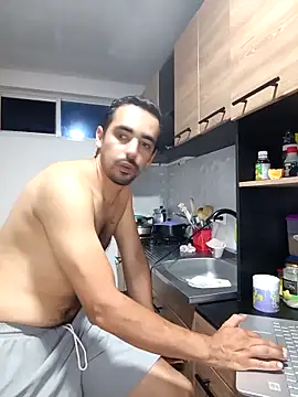 stivenlujan69 online show from October 2025 01:50:01 AM