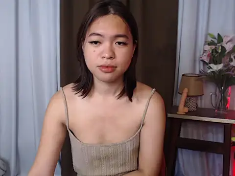 Snapshot of miss_ella28 chatting on September 2025 10:49:02 PM miss ella28 online show from September 2025 10:49:02 PM