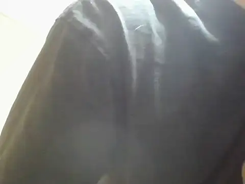 Snapshot of Minh chatting on December 2025 07:43:02 AM Minh online show from December 2025 07:43:02 AM