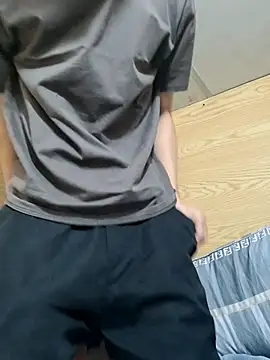 Snapshot of Minh chatting on December 2025 03:40:02 PM Minh online show from December 2025 03:40:02 PM