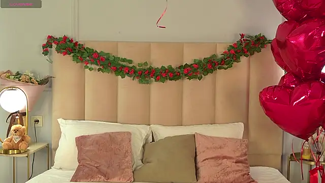 AdoraCortes online show from February 2026 05:10:02 AM