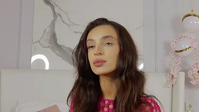 AdoraCortes online show from September 2025 05:02:02 AM