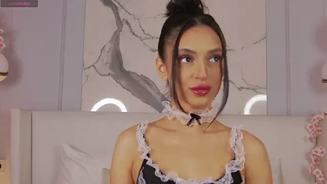 AdoraCortes online show from October 2025 05:09:02 AM