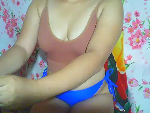 Katie Winslet online show from November 2025 11:16:01 PM