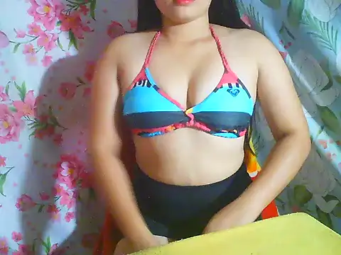 Katie Winslet online show from February 2026 12:21:01 AM