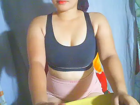 Katie Winslet online show from March 2026 12:43:02 AM