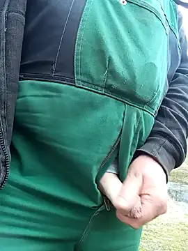 fickfreund019 online show from March 2026 03:28:01 PM