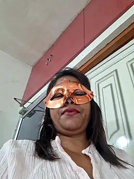 Snapshot of SIMIHOT chatting on October 2025 08:59:01 AM SIMIHOT online show from October 2025 08:59:01 AM