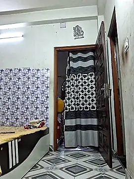 Snapshot of SIMIHOT chatting on November 2025 08:52:01 AM SIMIHOT online show from November 2025 08:52:01 AM