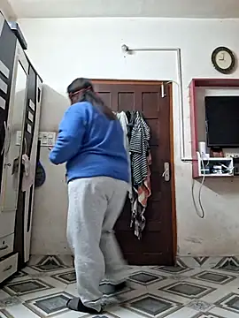 SIMIHOT online show from January 2026 03:19:02 PM