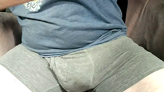 Snapshot of 2playforeplay chatting on December 2025 05:09:02 AM 2playforeplay online show from December 2025 05:09:02 AM