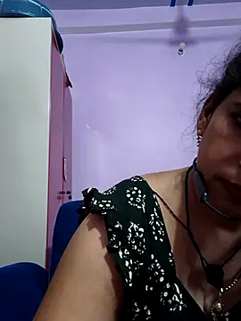 Snapshot of Sonalihot_ chatting on June 2026 04:29:02 AM Sonalihot online show from June 2026 04:29:02 AM