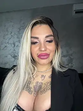 Princess-Jasmine07 online show from December 2025 02:56:01 PM