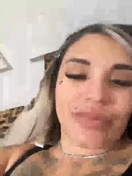 Princess-Jasmine07 online show from November 2025 02:00:02 PM