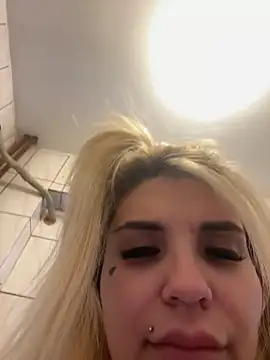 Princess-Jasmine07 online show from February 2026 01:00:01 PM