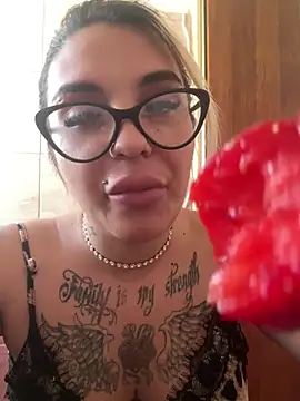Princess-Jasmine07 online show from May 2026 12:33:01 PM