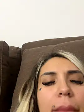 Princess-Jasmine07 online show from November 2025 08:58:01 PM