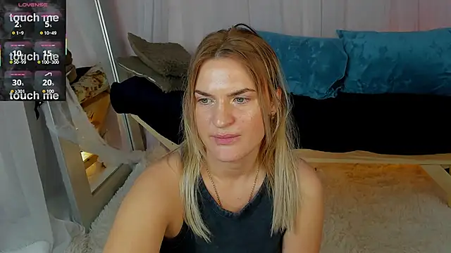 Marie Ellie online show from November 2025 01:33:02 AM