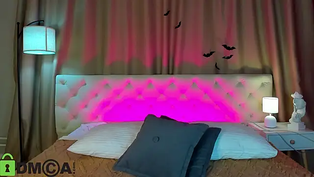 Marie Ellie online show from November 2025 01:32:02 AM