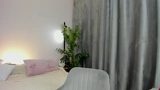 Marie Ellie online show from May 2026 01:44:02 AM