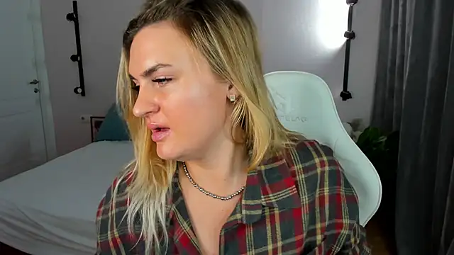 Marie Ellie online show from March 2026 01:50:01 AM