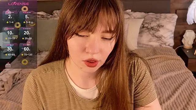 Moon  Bunny online show from May 2026 01:25:01 PM