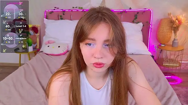 Moon  Bunny online show from September 2025 03:28:02 PM