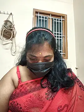 Snapshot of Tamil_Mithra chatting on October 2025 06:07:01 PM Tamil Mithra online show from October 2025 06:07:01 PM