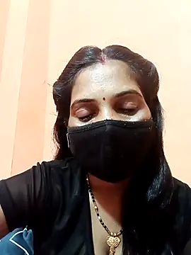 Payal-001 online show from October 2025 07:24:01 PM