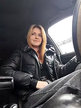 YOOUR EVAA online show from March 2026 08:29:01 AM