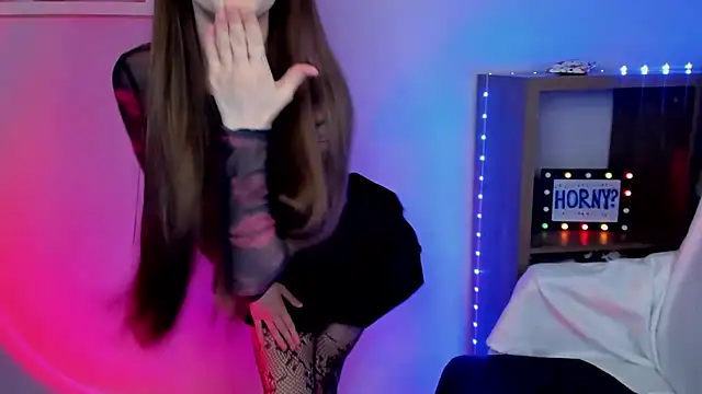 LuxMaya online show from March 2026 06:37:02 AM