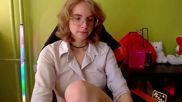juicyPenny online show from June 2026 09:30:02 AM