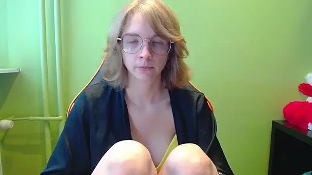 juicyPenny online show from May 2026 08:30:02 AM