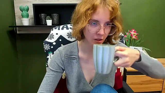 Snapshot of juicyPenny chatting on October 2025 06:15:02 AM juicyPenny online show from October 2025 06:15:02 AM