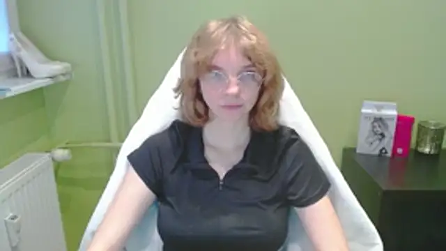 juicyPenny online show from December 2025 07:34:02 AM