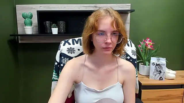 Snapshot of juicyPenny chatting on September 2025 06:30:02 AM juicyPenny online show from September 2025 06:30:02 AM