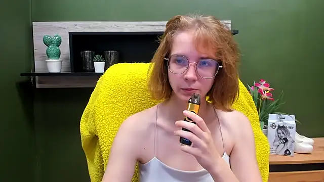Snapshot of juicyPenny chatting on September 2025 06:31:01 AM juicyPenny online show from September 2025 06:31:01 AM