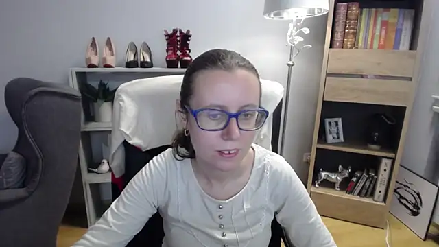 sweetxLizzy online show from November 2025 05:32:02 AM