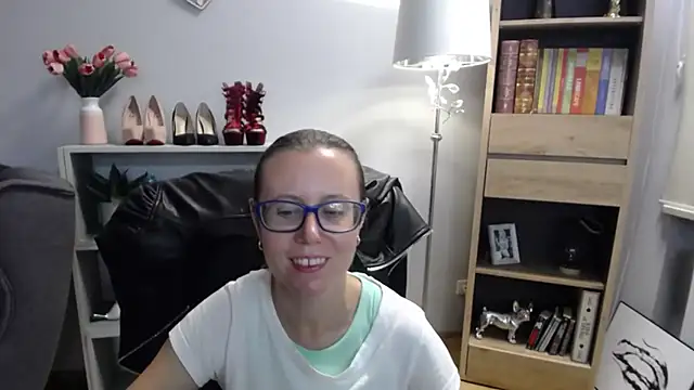 sweetxLizzy online show from September 2025 04:44:01 AM