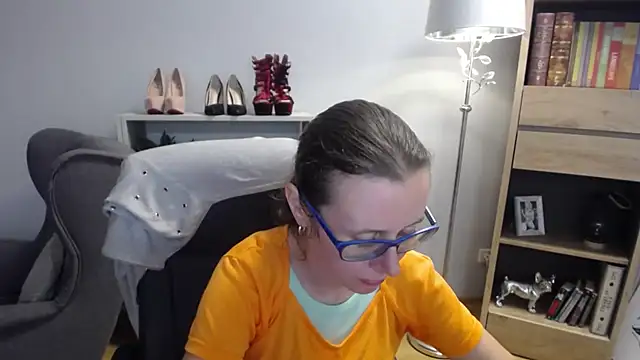 sweetxLizzy online show from September 2025 04:38:01 AM