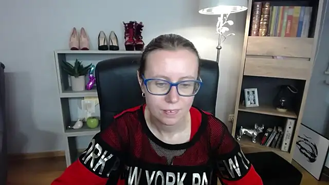 sweetxLizzy online show from November 2025 05:23:01 AM