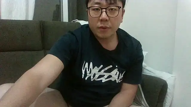 KaylanBMB online show from October 2025 02:36:02 PM
