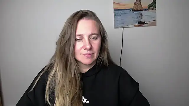 Darklure  online show from October 2025 02:17:01 PM
