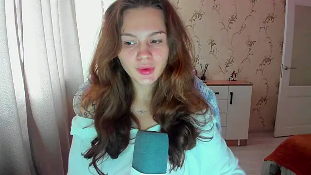 yourdreamm  online show from October 2025 07:05:01 AM