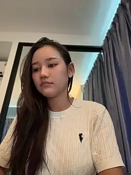 cherrycuteasian online show from April 2026 08:21:01 AM