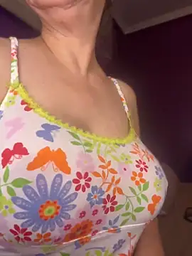 milfevapeccato online show from June 2026 03:18:01 AM
