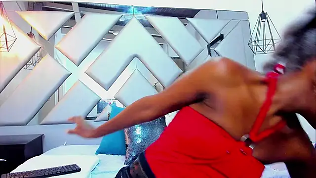 Snapshot of Lorenn_Hill chatting on November 2025 01:01:01 PM Lorenn Hill online show from November 2025 01:01:01 PM